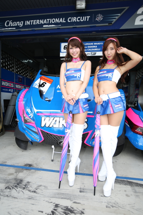 ピットウォーク: レースクイーン