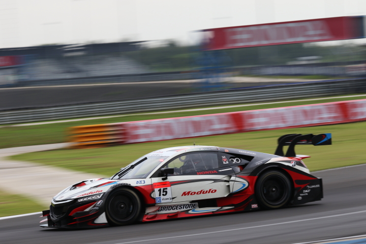 公式予選: 武藤英紀（ドラゴモデューロNSX CONCEPT-GT）