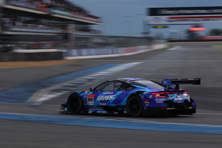 公式予選: 伊沢拓也（RAYBRIG NSX CONCEPT-GT）
