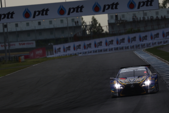 公式予選: 関口雄飛（WedsSport ADVAN RC F）