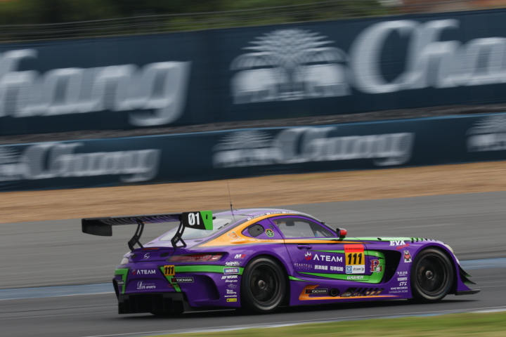 フリー走行: 植田正幸／鶴田和弥組（エヴァRT初号機Rn-s AMG GT）