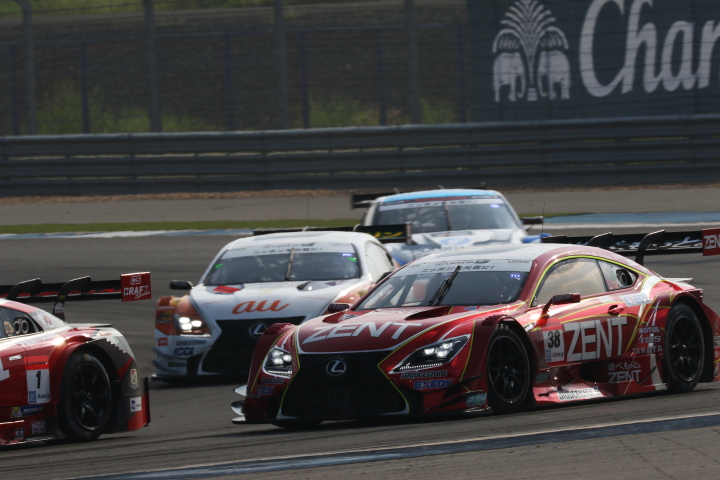 決勝レース: 石浦宏明（ZENT CERUMO RC F）