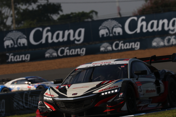 決勝レース: 武藤英紀（ドラゴモデューロNSX CONCEPT-GT）