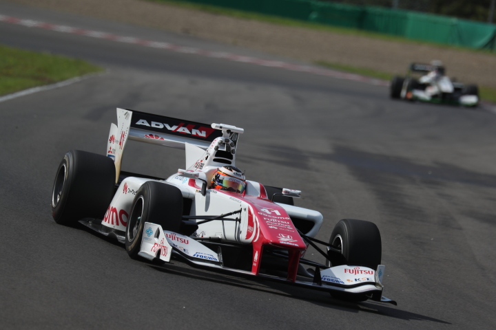 フリー走行: ストフェル・バンドーン（DOCOMO DANDELION M41S SF14）