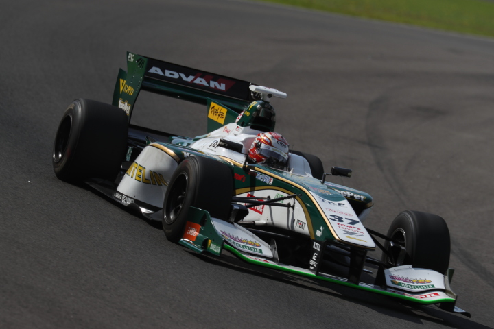 フリー走行: 中嶋一貴（VANTELIN KOWA TOM’S SF14）