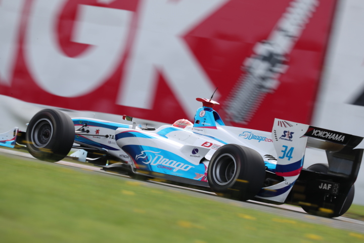 フリー走行: 小暮卓史（DRAGO CORSE SF14）