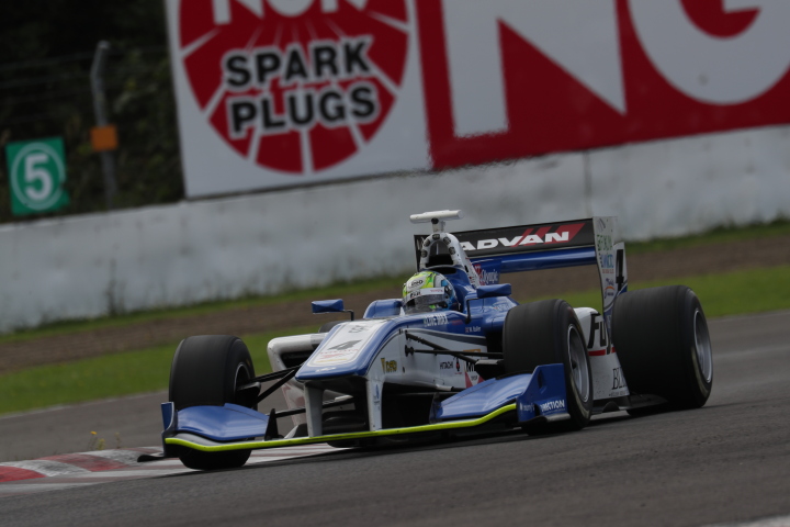 フリー走行: ウィリアム・ブラー（フジ・コーポレーションKONDO SF14）