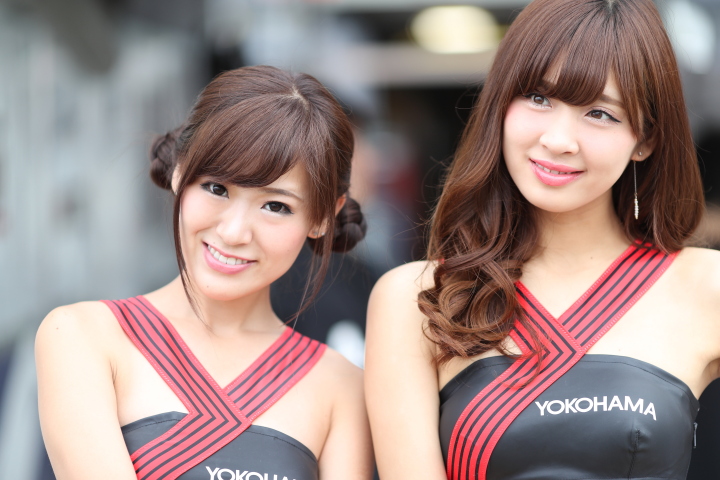 ピットウォーク: レースクイーン