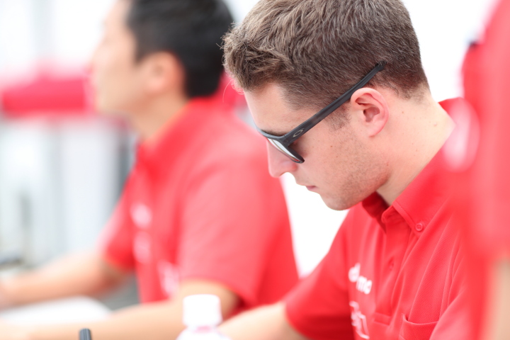 ストフェル・バンドーン（DOCOMO TEAM DANDELION RACING）