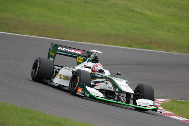 公式予選: 中嶋一貴（VANTELIN KOWA TOM’S SF14）