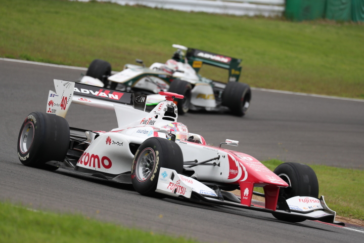 公式予選: 野尻智紀（DOCOMO DANDELION M40Y SF14）