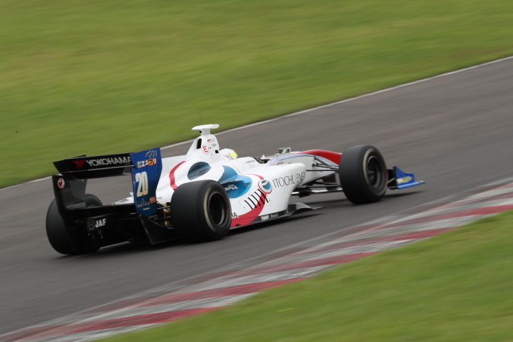 公式予選: 関口雄飛（ITOCHU ENEX TEAM IMPUL SF14）