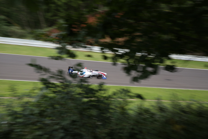 公式予選: ジョアオ・パオロ・デ・オリベイラ（ITOCHU ENEX TEAM IMPUL SF14）