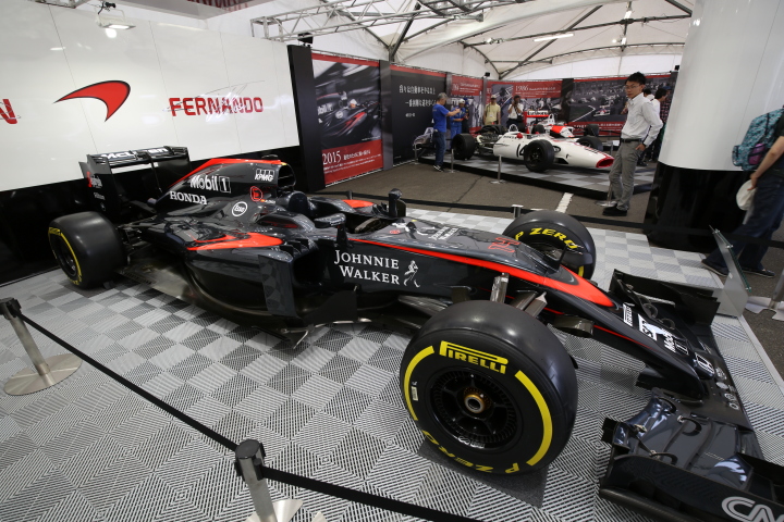 イベント: エンジョイホンダで展示されたF１マシンMP4-30