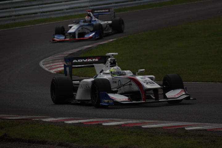 フリー走行: 関口雄飛（ITOCHU ENEX TEAM IMPUL SF14）