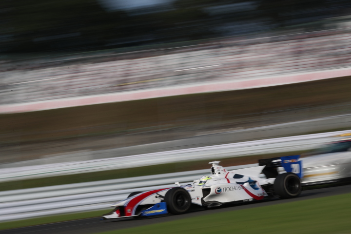 決勝レース: 関口雄飛（ITOCHU ENEX TEAM IMPUL SF14）