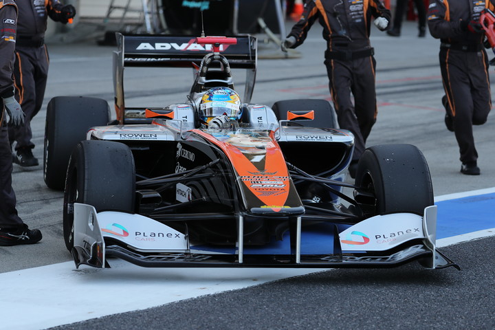 レース1、2ともポールポジションの石浦宏明（P.MU/CERUMO・INGING SF14）