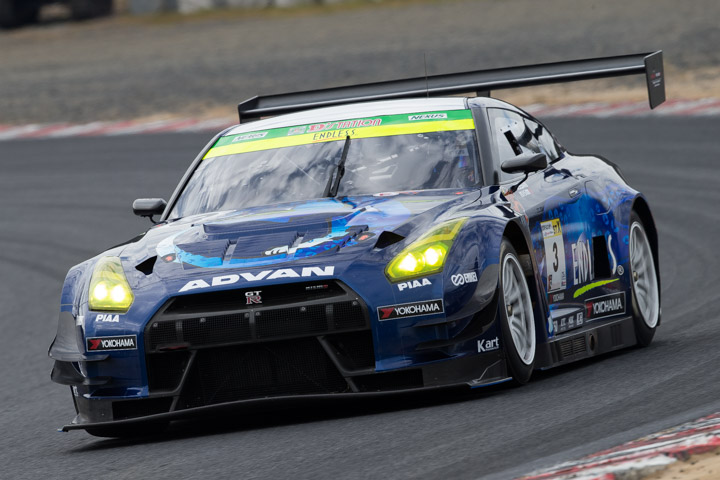 ST-Xクラス決勝2位はユーク・タニグチ／山内英輝／峰尾恭輔組（ENDLESS･ADVAN･GT-R）