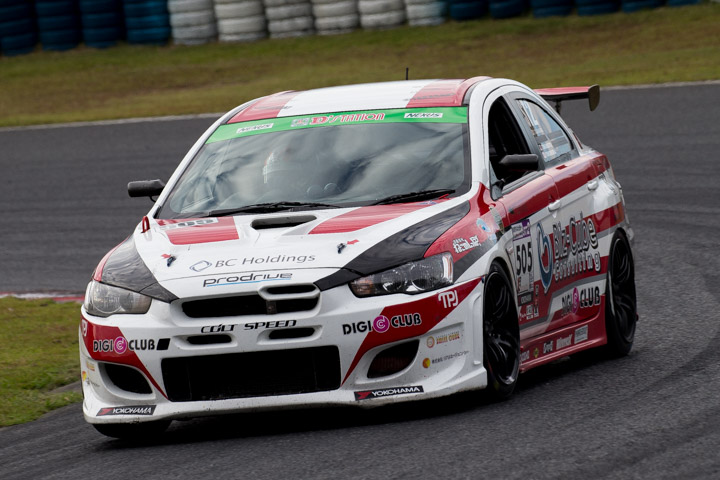 ST-2クラス決勝3位は田ヶ原章蔵／奥村佳之／岡本武之組（ビズキューブレーシングランサーX）