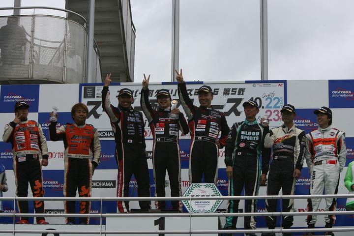 ST-5クラスの暫定表彰式