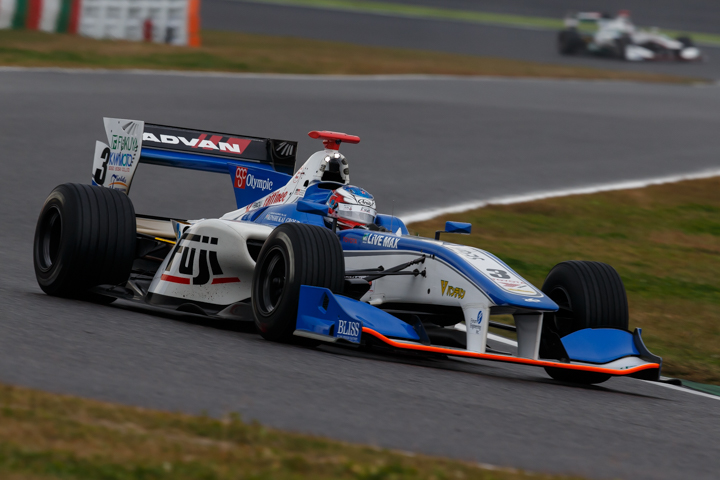 合同・ルーキーテスト: ルーキーのニック・キャシディ（KONDO RACING）