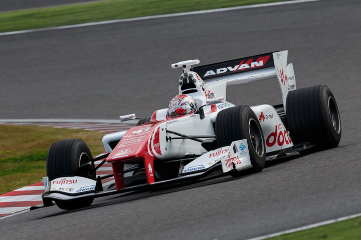 合同・ルーキーテスト: ダンディライアンの41号車をドライブした伊沢拓也（DANDELION RACING）