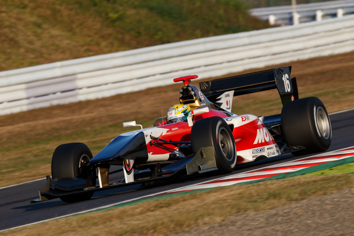 合同・ルーキーテスト: クラッシュした山本尚貴（TEAM無限）も修復なったマシンでテスト続行