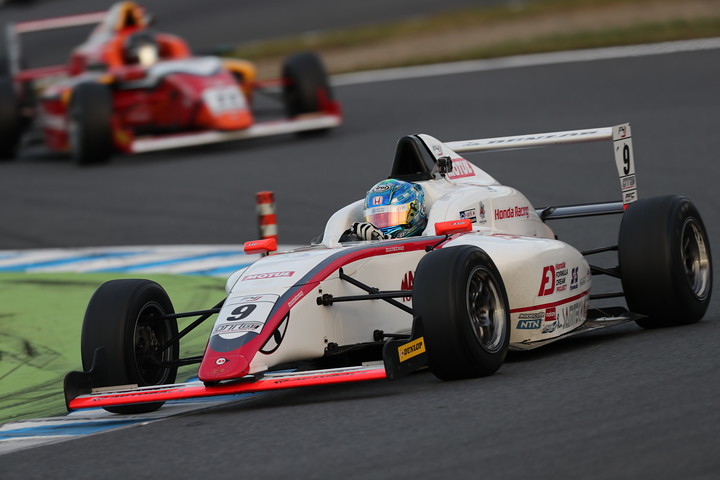 優勝は阪口晴南（HFDP/SRS/コチラレーシング）