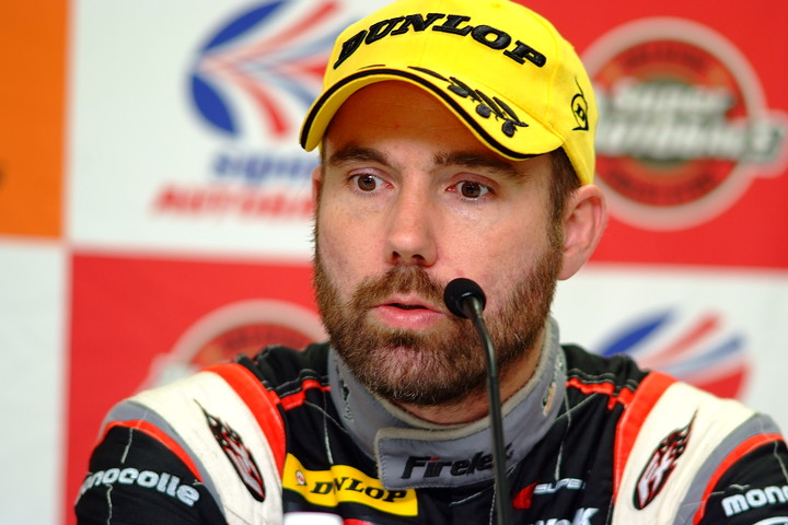 予選記者会見: GT300クラスポールポジションのビヨン・ビルドハイム（GAINER）