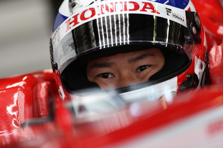 フリー走行: 塚越広大（REAL RACING）