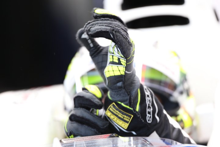 フリー走行: 関口雄飛（ITOCHU ENEX TEAM IMPUL）