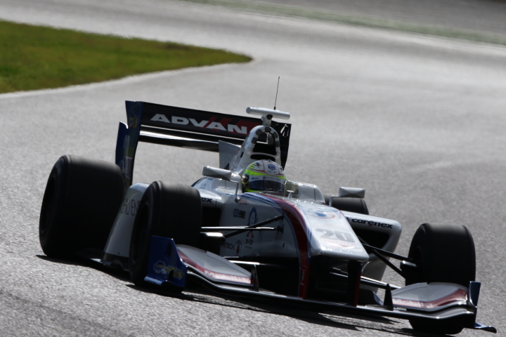 フリー走行: 関口雄飛（ITOCHU ENEX TEAM IMPUL SF14）