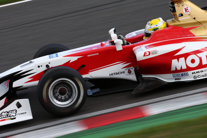 フリー走行: 山本尚貴（TEAM無限SF14）