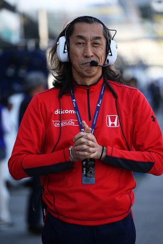公式予選: 村岡潔監督（DOCOMO TEAM DANDELION RACING）