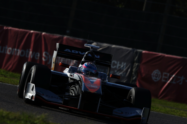 公式予選: 国本雄資（P.MU/CERUMO・INGING SF14）