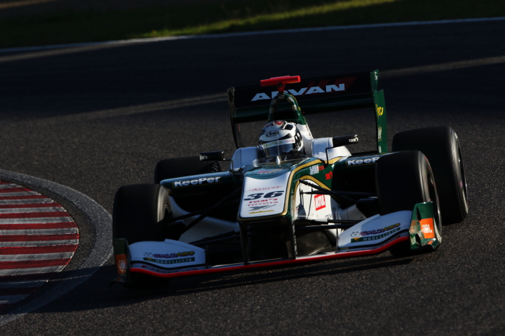 公式予選: アンドレ・ロッテラー（VANTELIN KOWA TOM’S SF14）