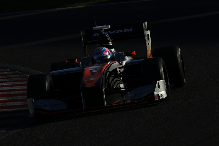 公式予選: 国本雄資（P.MU/CERUMO・INGING SF14）