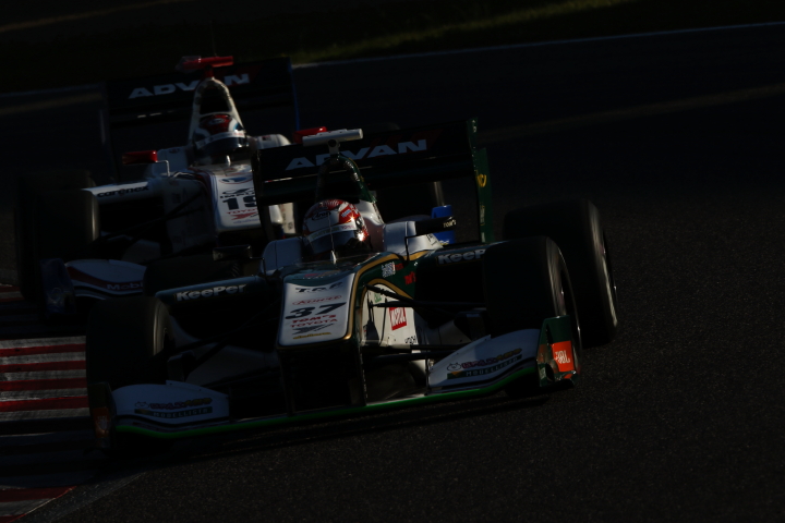 公式予選: 中嶋一貴（VANTELIN KOWA TOM’S SF14）