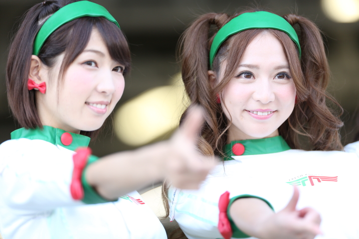 ピットウォーク: レースクイーン