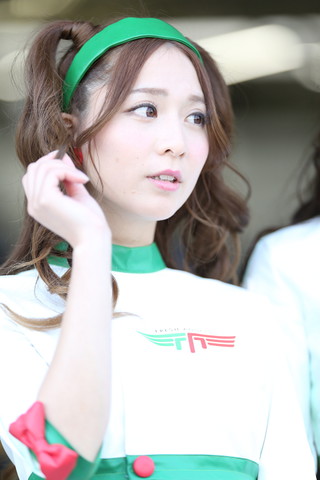 ピットウォーク: レースクイーン