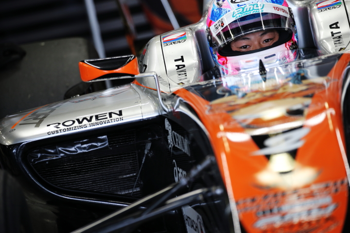 決勝レース2: 国本雄資（P.MU/CERUMO · INGING）