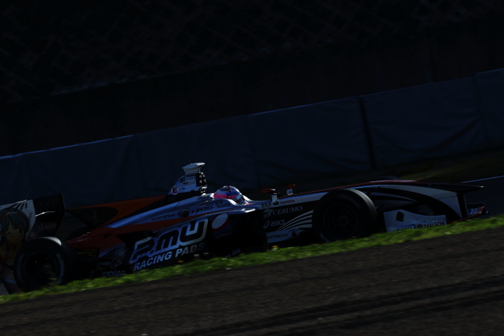 決勝レース2: 国本雄資（P.MU/CERUMO・INGING SF14）