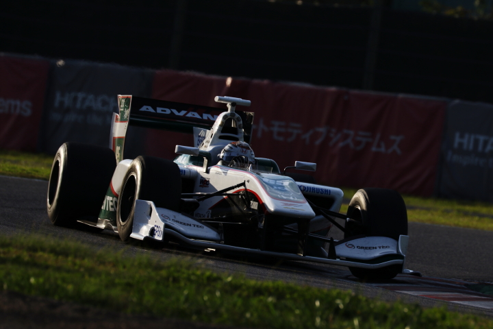 決勝レース2: ベルトラン・バゲット（NAKAJIMA RACING SF14）