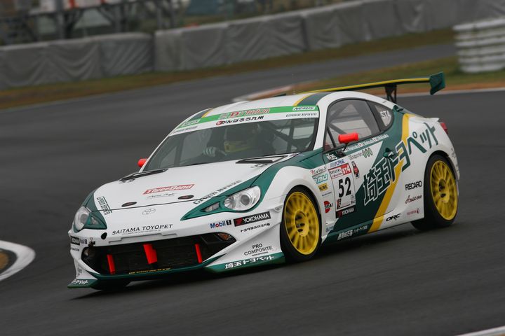 ST-4クラス決勝3位は脇阪寿一／脇阪薫一／松田晃司組（埼玉トヨペットGreen Brave 86）