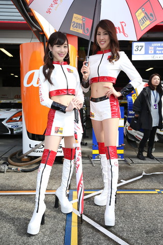 ピットウォーク: レースクイーン