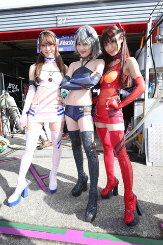 ピットウォーク: レースクイーン