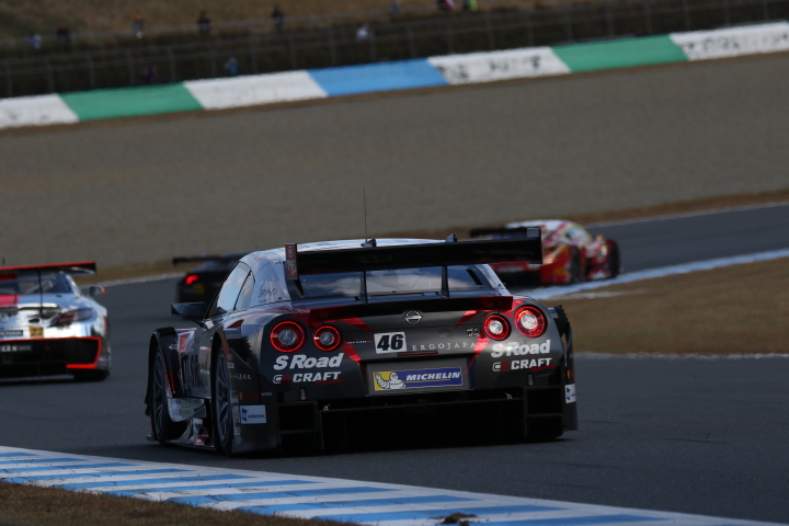 決勝レース: S Road CRAFTSPORTS GT-R