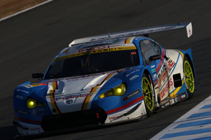 決勝レース: 中山友貴（UPGARAGE BANDOH 86）