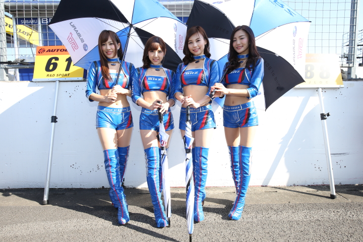 ピットウォーク: レースクイーン