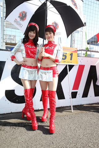 ピットウォーク: レースクイーン